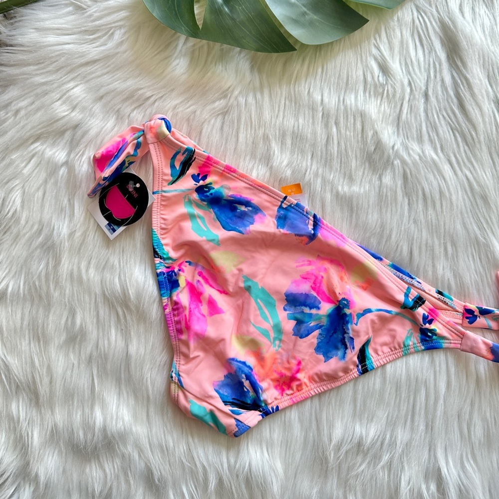 ⭐️ NWT Gorgeous Bikini Bottoms